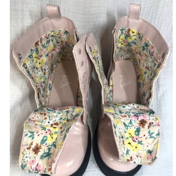 Art Class Boots Girls Sz 4 Pink patten leather boots with black laces Blk /Soles - Picture 8 of 11